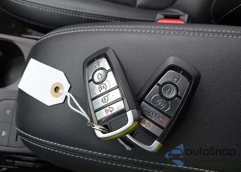 2022 Ford Escape Sel z USA, uszkodzony, nr VIN 1FMCU9H61NUB41573